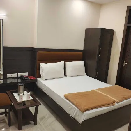 Hotel Tara Palace, Chandni Chowk Отели рядом с достопримечательностью «Красный форт»
