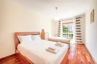 GuestReady - Refined home in Amadora - Wifi