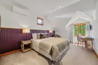 Wanaka Homestead Lodge & Cottages - Parking
