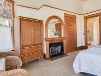 Pacific Grove Inn