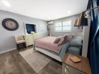 Lovely Renovated 2-Level Condo + Pool + Steps to the Beach!