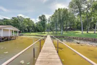 Home on Lake Fork: Patio, Grill & Fire Pit!
