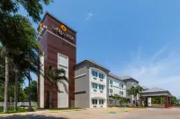 La Quinta Inn & Suites by Wyndham Brownsville North