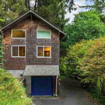 Cozy Cannon Beach Home Near Haystack Rock & Downtown Steps From the Sea by Avantstay Hotel Exterior