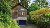 Cozy Cannon Beach Home Near Haystack Rock & Downtown Steps From the Sea by Avantstay - 3 stjerner