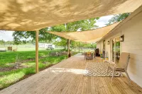 Blue Ridge Retreat on 10-acre Farm: Rural Reset! - Country Houses