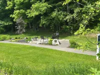 Newly Renovated Very Clean 2 Bedroom 2 Bath Condo Close to Skiing and Village - Jacuzzi