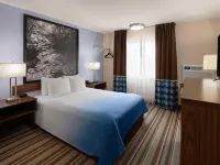 Super 8 by Wyndham Longmont/Twin Peaks Hotels in Boulder County