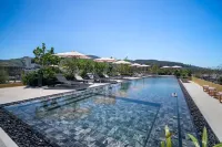 拉古娜海灘公寓海岸線由 Banyan Living 提供 - 游泳池