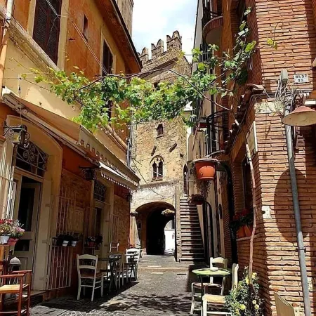 Caty House
