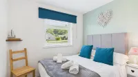 Bayview 62 - 2 Bedroom Chalet - Bayview Oxwich - Chalets