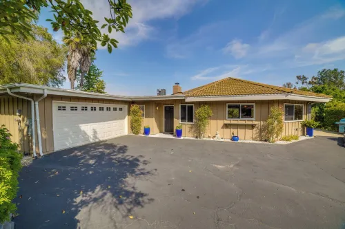 Fallbrook Home w/ Mountain Views: Close to Hiking! - Alojamientos