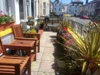 Sunnyside Hotel - Homestays