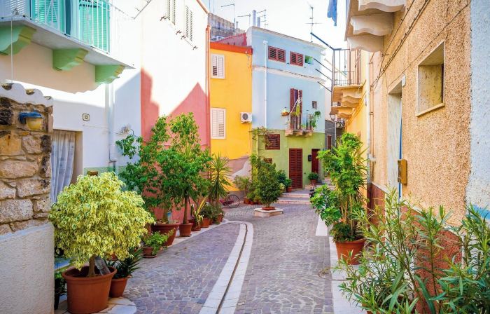 The Courtyard by the Seaside