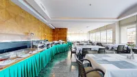 Lucy Hotel - breakfast