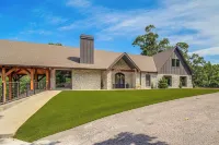Lake Views, Big Deck, Hot Tub, Fire Pit, Game Room - 4-Star