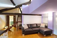 SM Hospitality Santo Stefano - Bed and Breakfasts