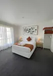 Jacaranda Holiday Units - parking