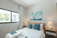 Oasis Retreat | Sleeps 4 | Free Airport Transfer - 2-Star