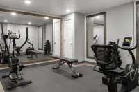 Super 8 by Wyndham Great Falls City Center - Gym