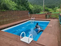 Sinan Sloth Pension - Pools