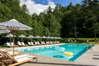 Outbound Stowe - Pools
