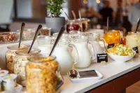 Courtyard Vilnius City Center - breakfast