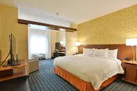 Fairfield Inn & Suites Eau Claire Chippewa Falls - Parkplatz