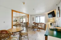 Days Inn by Wyndham Portage - 2-Star