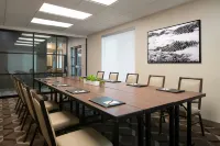 米爾皮塔斯硅谷居家飯店 - 停車場