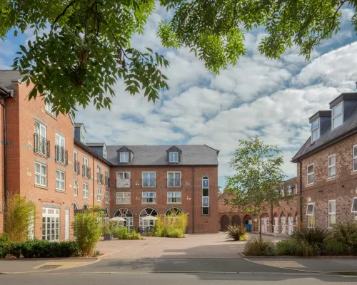 DoubleTree by Hilton York Hotels near Gillygate