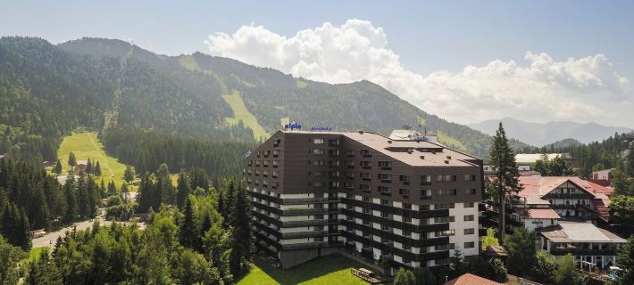 Alpin Resort Hotel โรงแรมในบราซอฟ