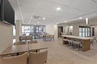 Best Western Plus Atlanta Airport-East - parking