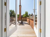 Nice Apartment With Lush Rooftop Terrace - Apartments