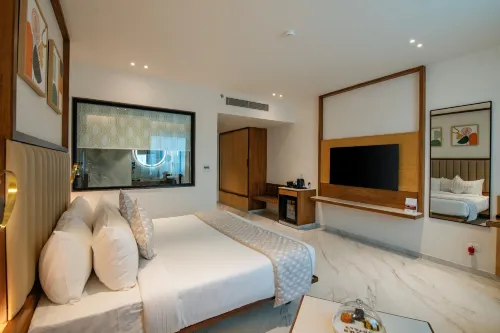 Arcor Hotels Mysuru - piscina