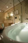 Ramada Hotel & Suites by Wyndham Ajman - badewanne