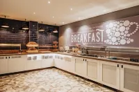 Premier Inn Rosenheim City Lokhofe - breakfast