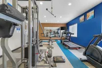 Comfort Inn & Suites Lawrence - University Area - salle de sport