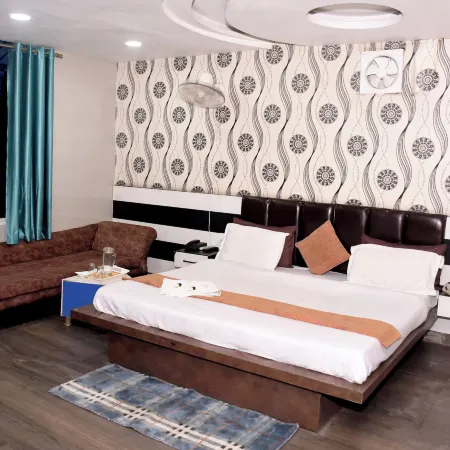 Hotel J.P Residency