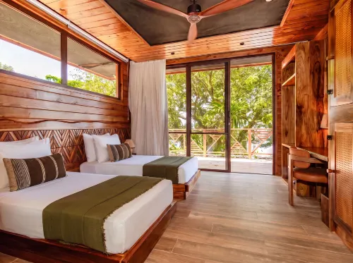 Bambuda Lodge - С бассейном