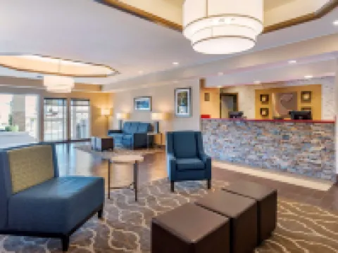 Comfort Inn & Suites Hotels in Klamath County