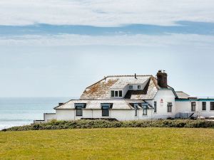 Beach House B&B