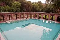 WelcomHeritage Bal Samand Lake Palace - Romantic