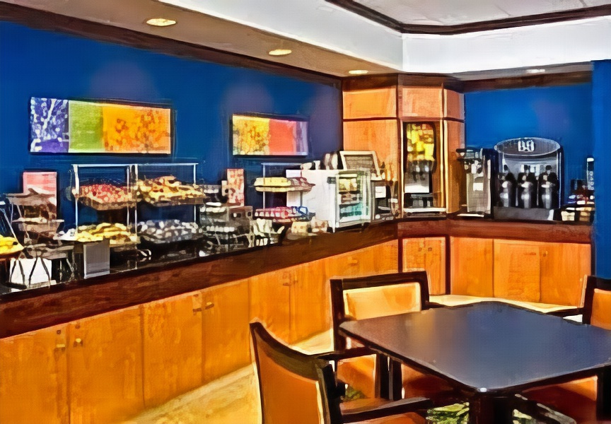 Fairfield Inn & Suites by Marriott Commerce