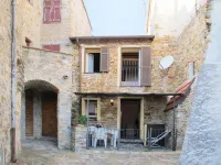 Villetta Paola (Imp232) Hotels near Frantoio di Sant'Agata D'Oneglia