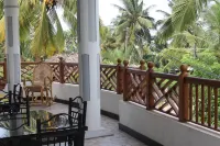 Privet Villa Lion Place in Waligama Has 10 Beds Rooms with One Family Rooms