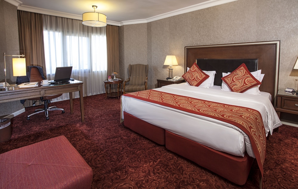 Buyukhanli Park Hotel
