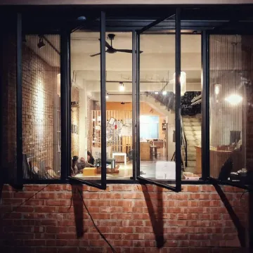 Lane62 Hostel