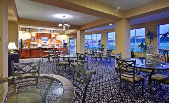 Holiday Inn Express & Suites Paragould