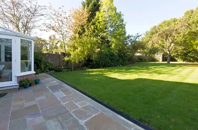 Leafy Suburban Bed and Breakfast Hotel a Ruislip